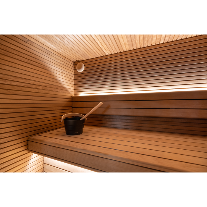 Auroom Arti 5-Person Traditional Outdoor Sauna