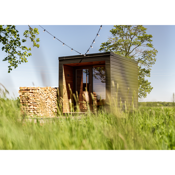 Auroom Arti 5-Person Traditional Outdoor Sauna
