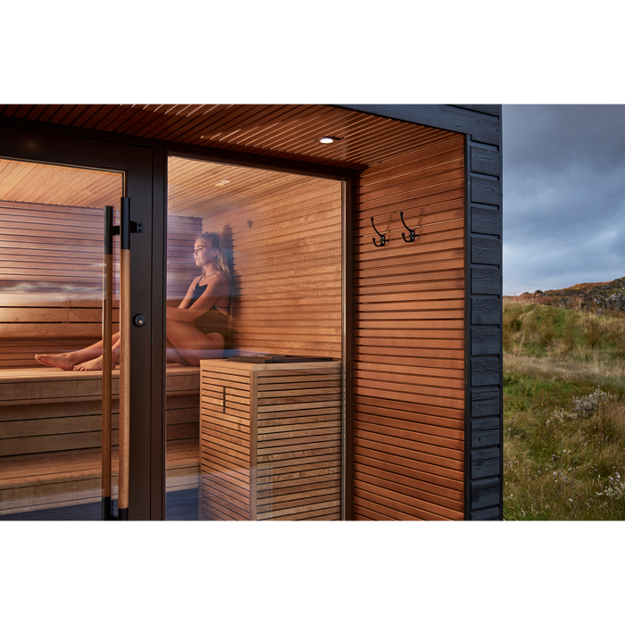 Auroom Arti 5-Person Traditional Outdoor Sauna